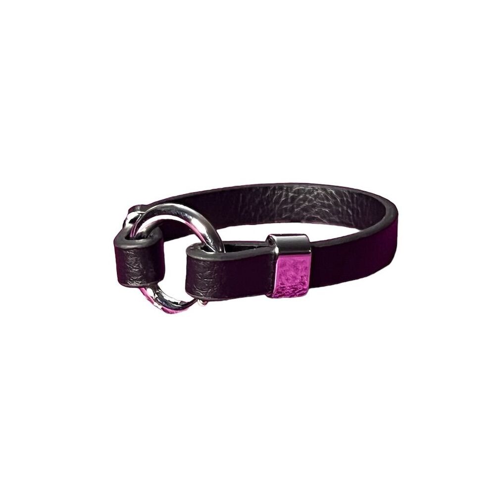 Elegant Black Leather Bracelet with Silver Ring Clasp Unisex Fashion - Picture 4 of 14